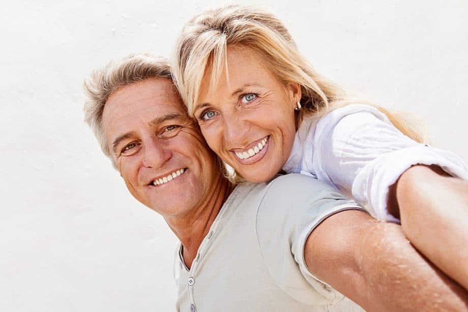 How long do veneers last 920x613